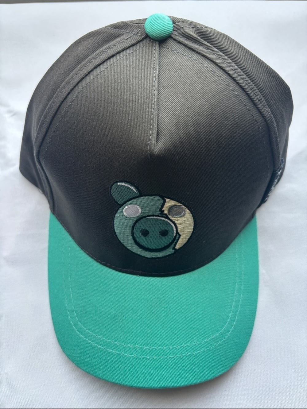 PIGGY Zompiggy Face Baseball Cap (Embroidered Hat, Youth Size w/ Adjustable Fit